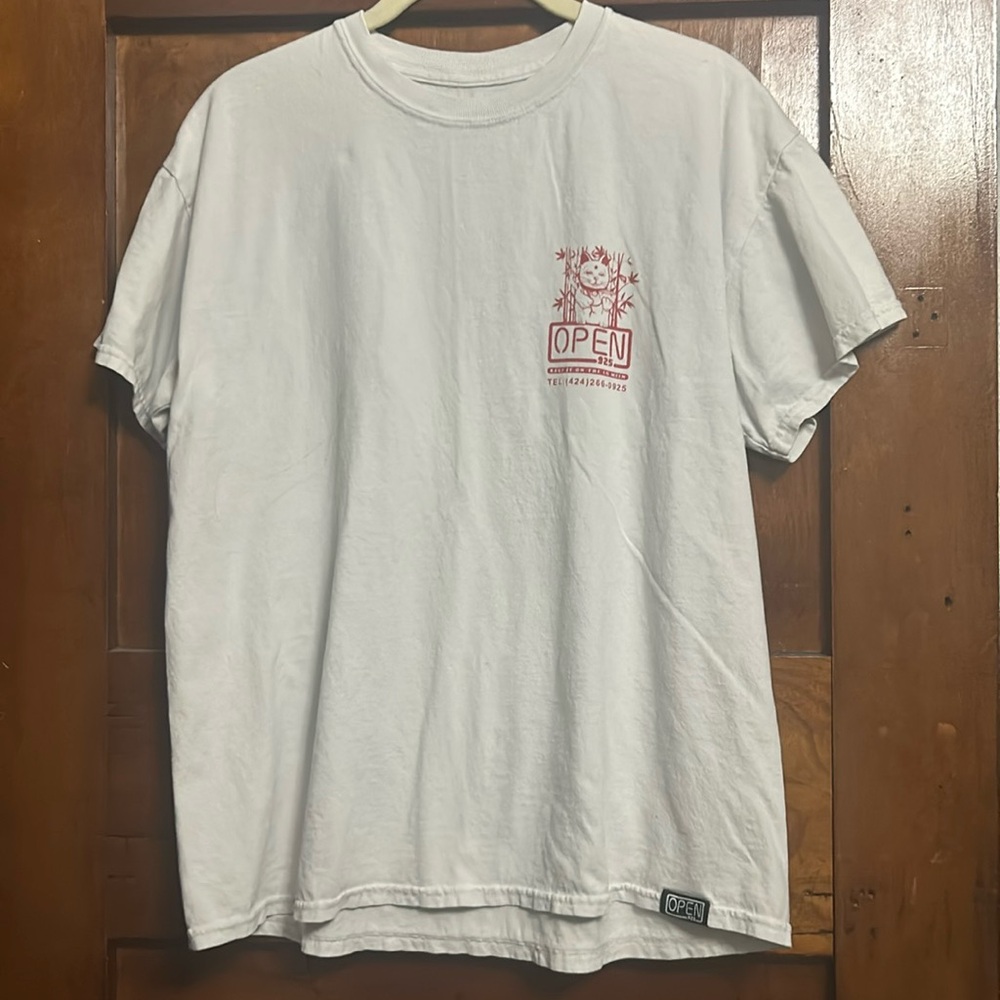 Gray tshirt, funny